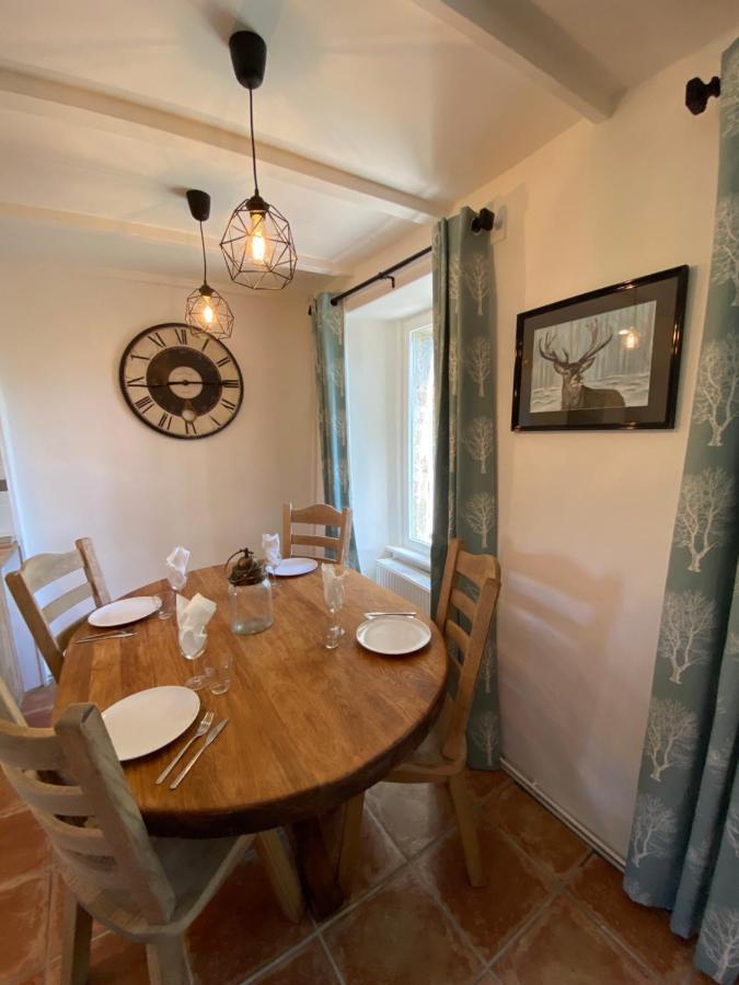 La Petite Maison - No 4 La Relierie Gavray-sur-Sienne Exteriör bild