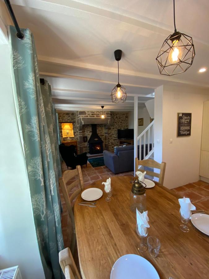 La Petite Maison - No 4 La Relierie Gavray-sur-Sienne Exteriör bild